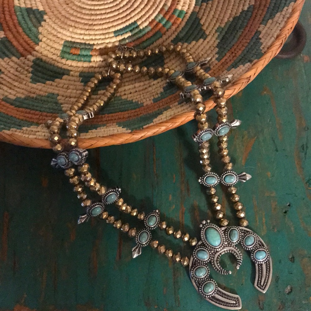 Beautiful faux turquoise squash blossom necklace!!